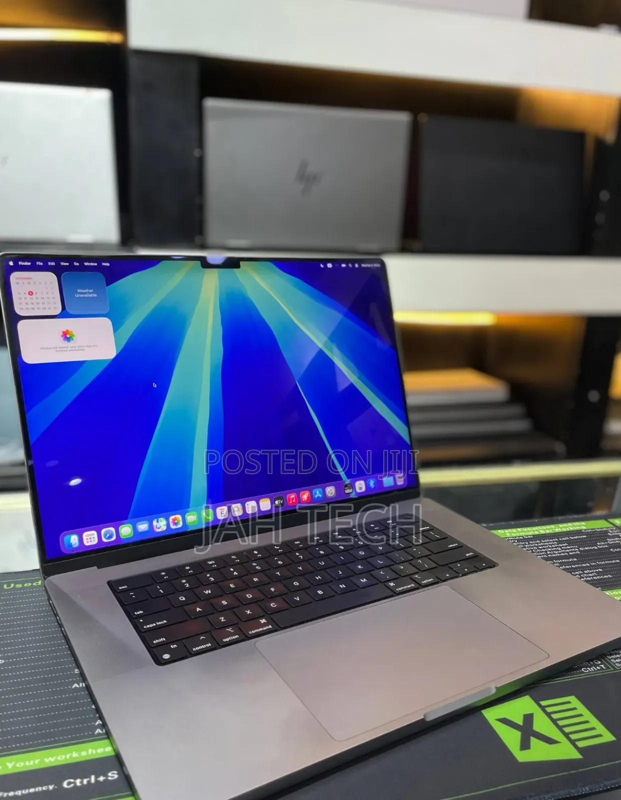 New Laptop Apple MacBook Pro 2021 M1 Max 64GB Apple M1 Max SSD 1T