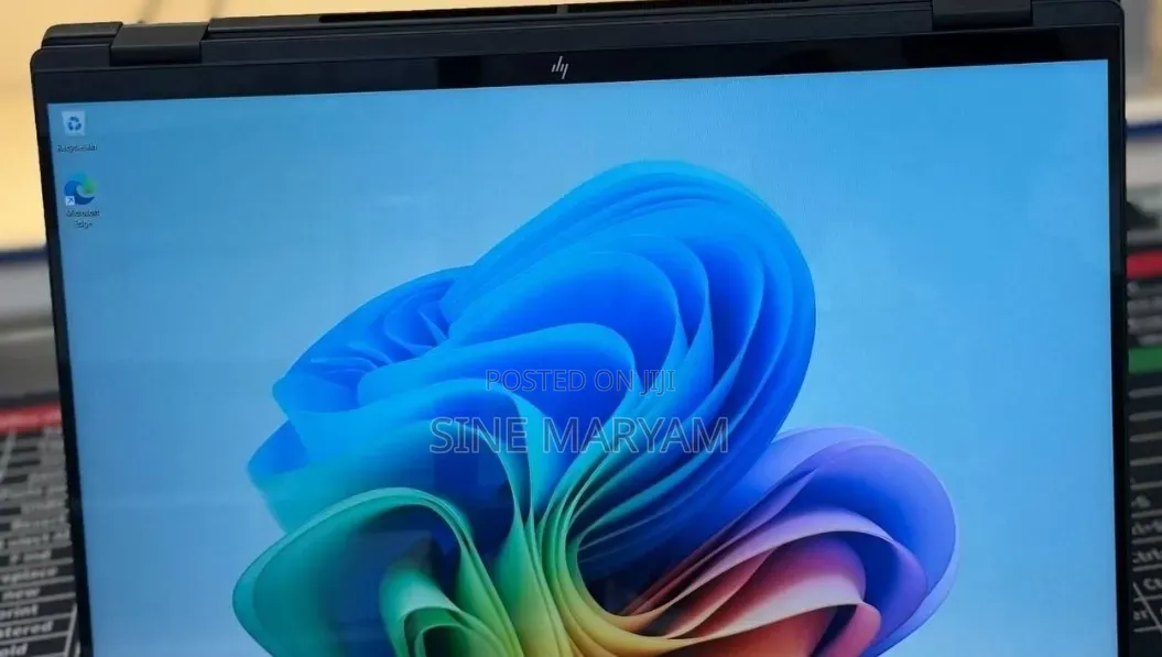 New Laptop HP OmniBook X Flip 16" 16GB Intel Core Ultra 7 SSD 1T