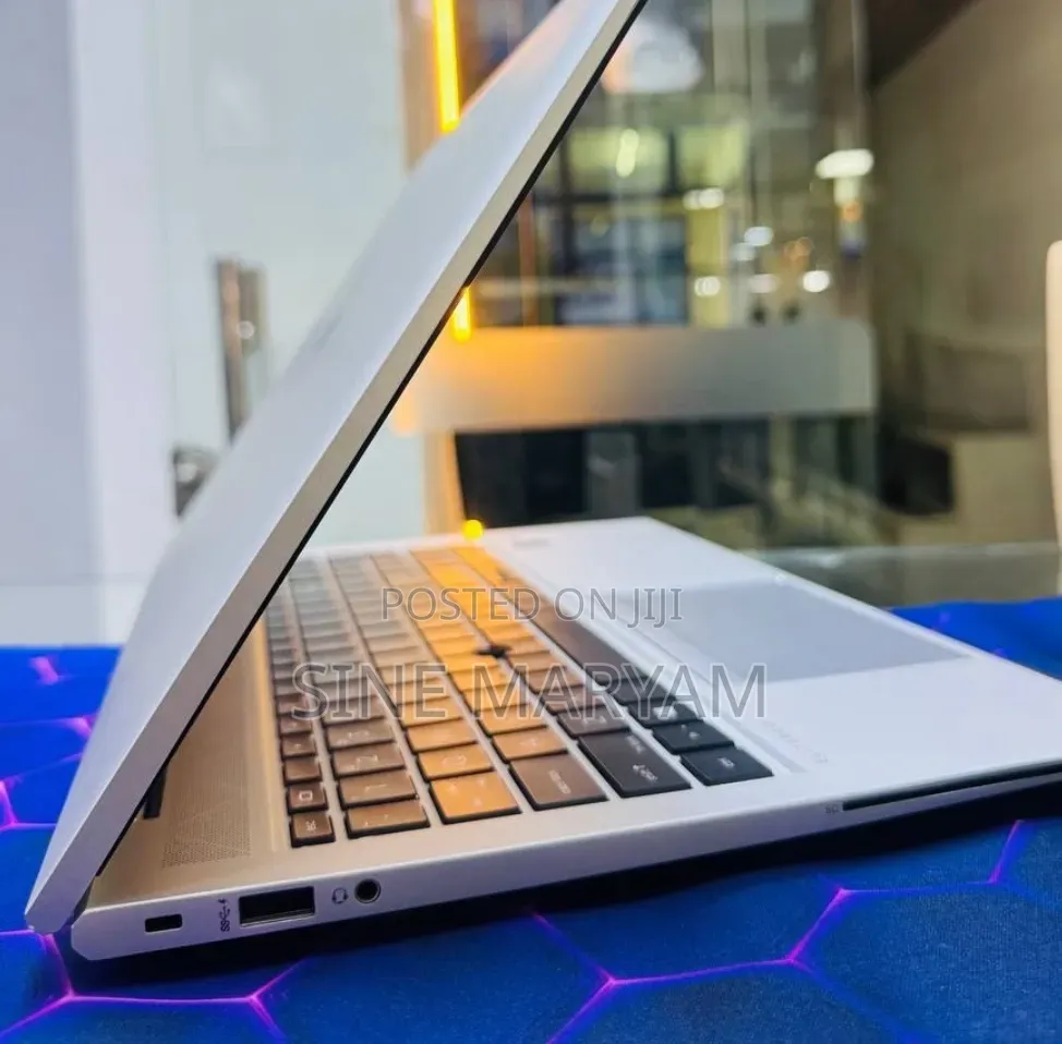 New Laptop HP EliteBook 840 G7 16GB Intel Core i5 SSD 512GB