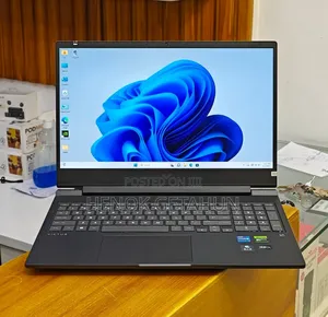 New Laptop HP Victus 16 16GB Intel Core i7 SSD 1T