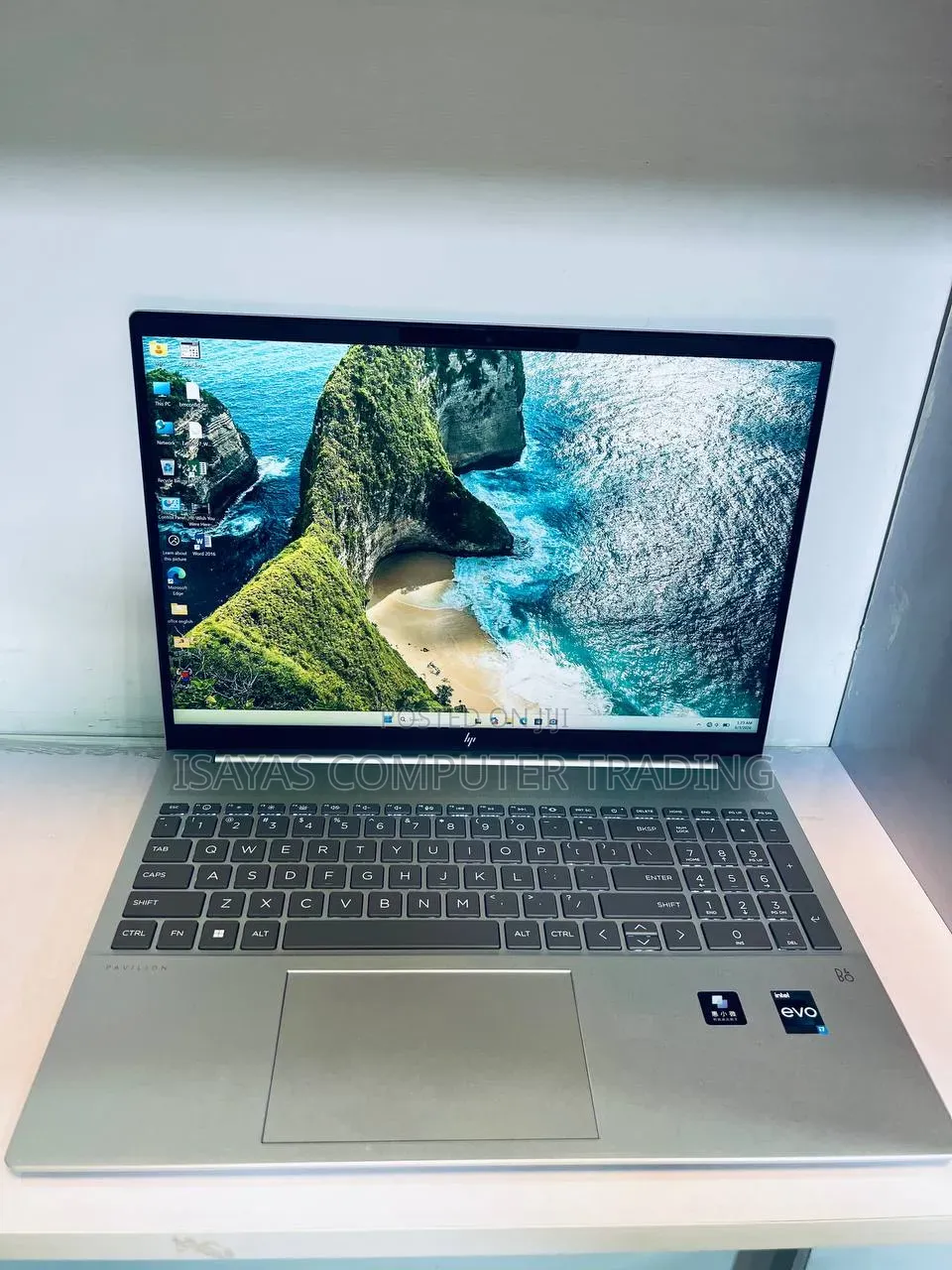 New Laptop HP Pavilion 14 16GB Intel Core i7 SSD 1T