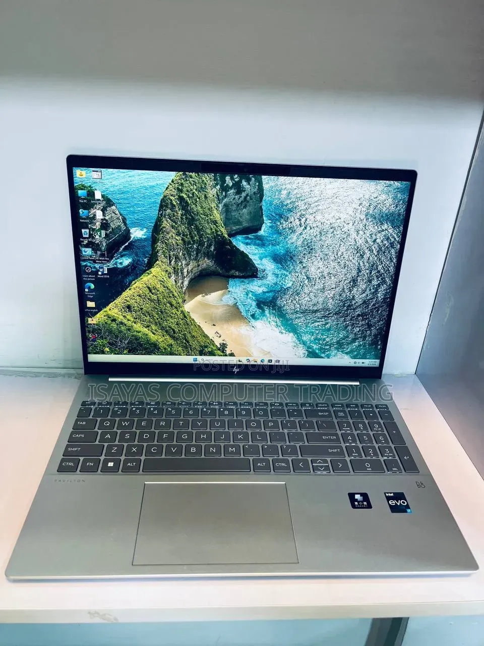 New Laptop HP Pavilion 14 16GB Intel Core i7 SSD 1T