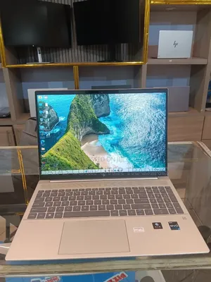 New Laptop HP Pavilion 15 16GB Intel Core i7 SSD 1T