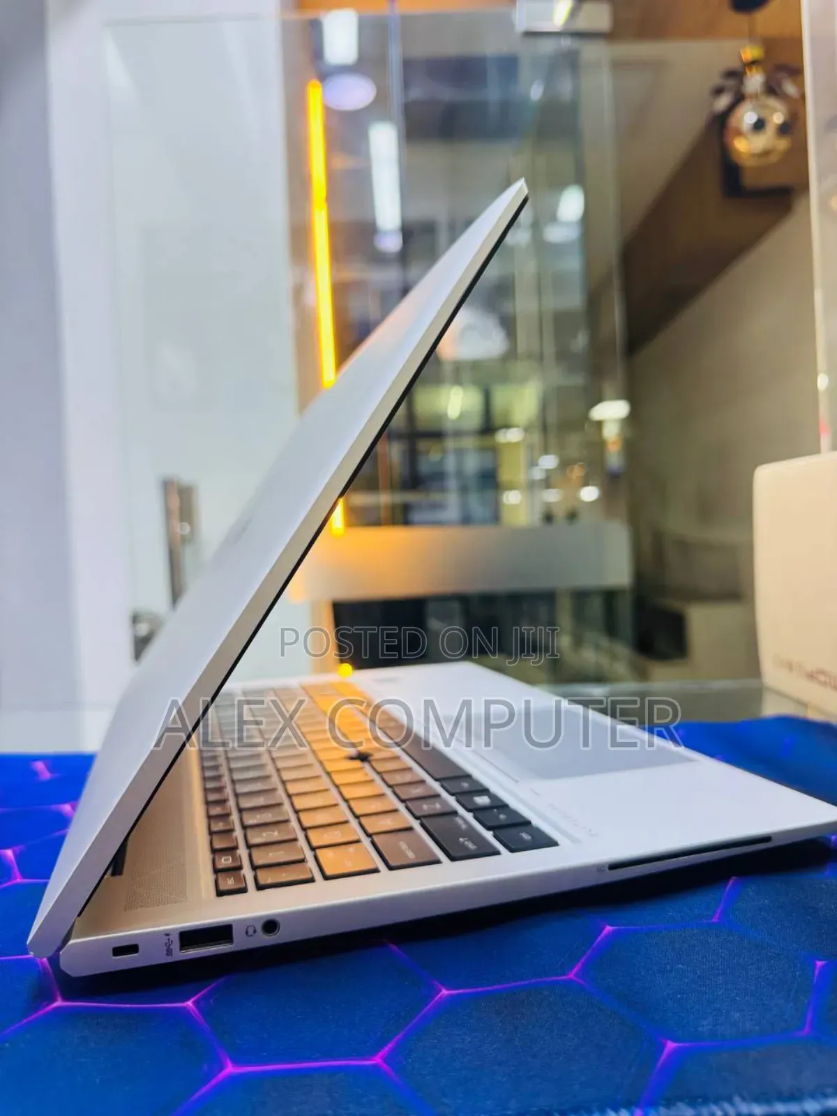 New Laptop HP EliteBook 840 G7 16GB Intel Core i5 SSD 512GB