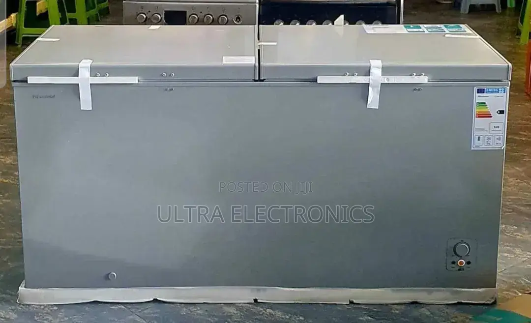 Hisense Chest Freezer, Featuring a Silver Finish and a Double-Door