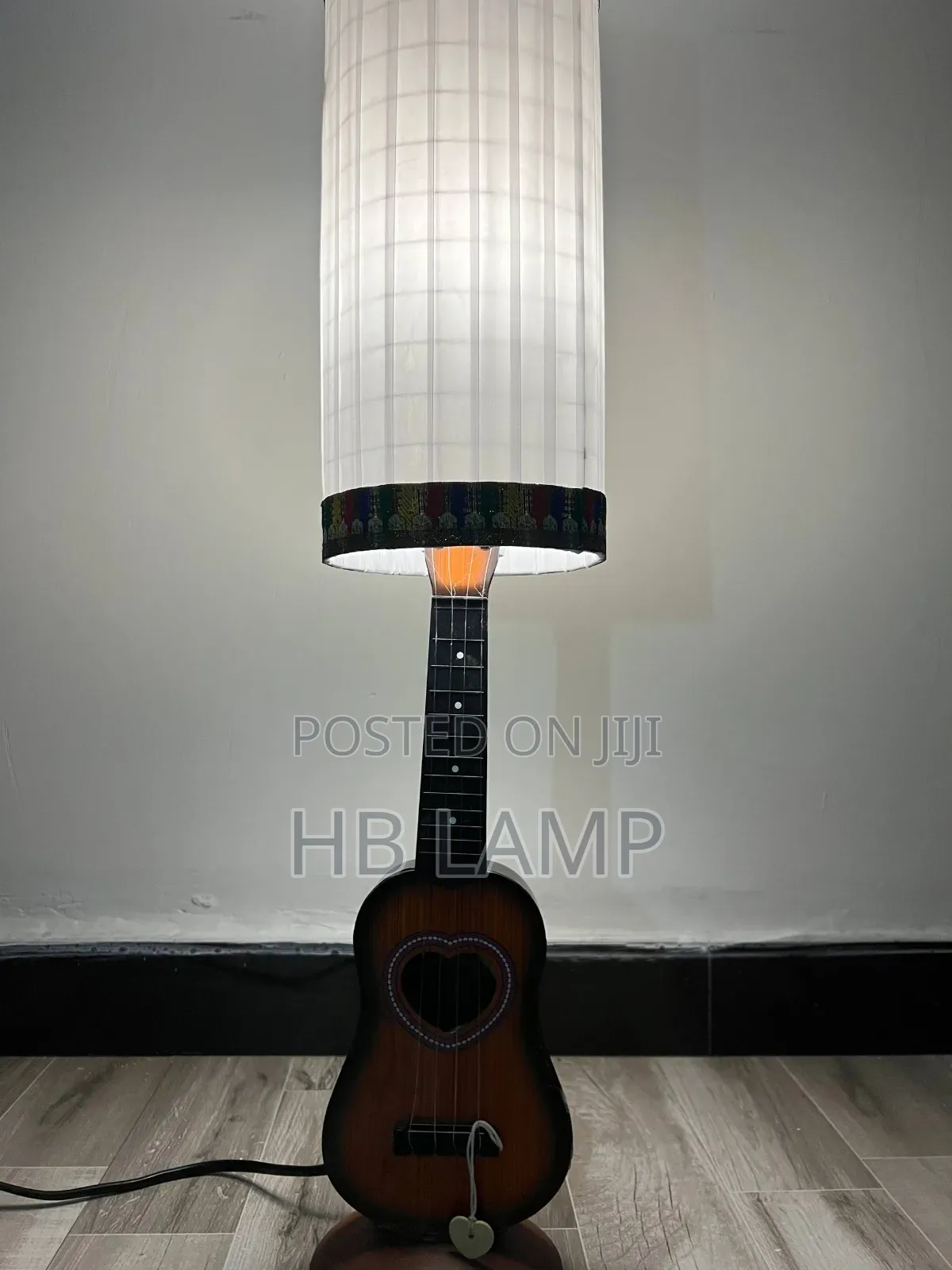 Guitar Table Lamp
