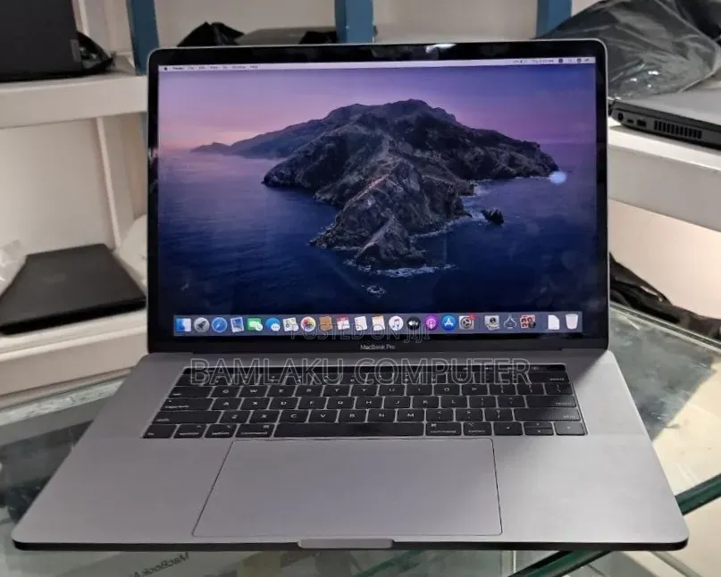 New Laptop Apple MacBook Pro 2019 32GB Intel Core i9 SSD 1T