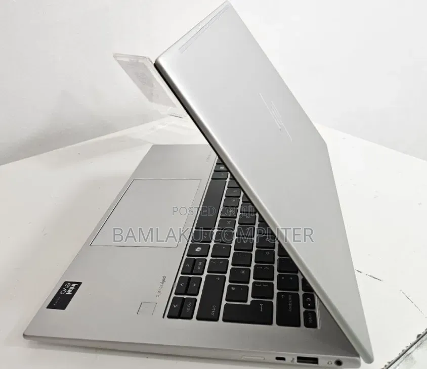 New Laptop HP EliteBook 840 G11 16GB Intel Core Ultra 5 SSD 512GB