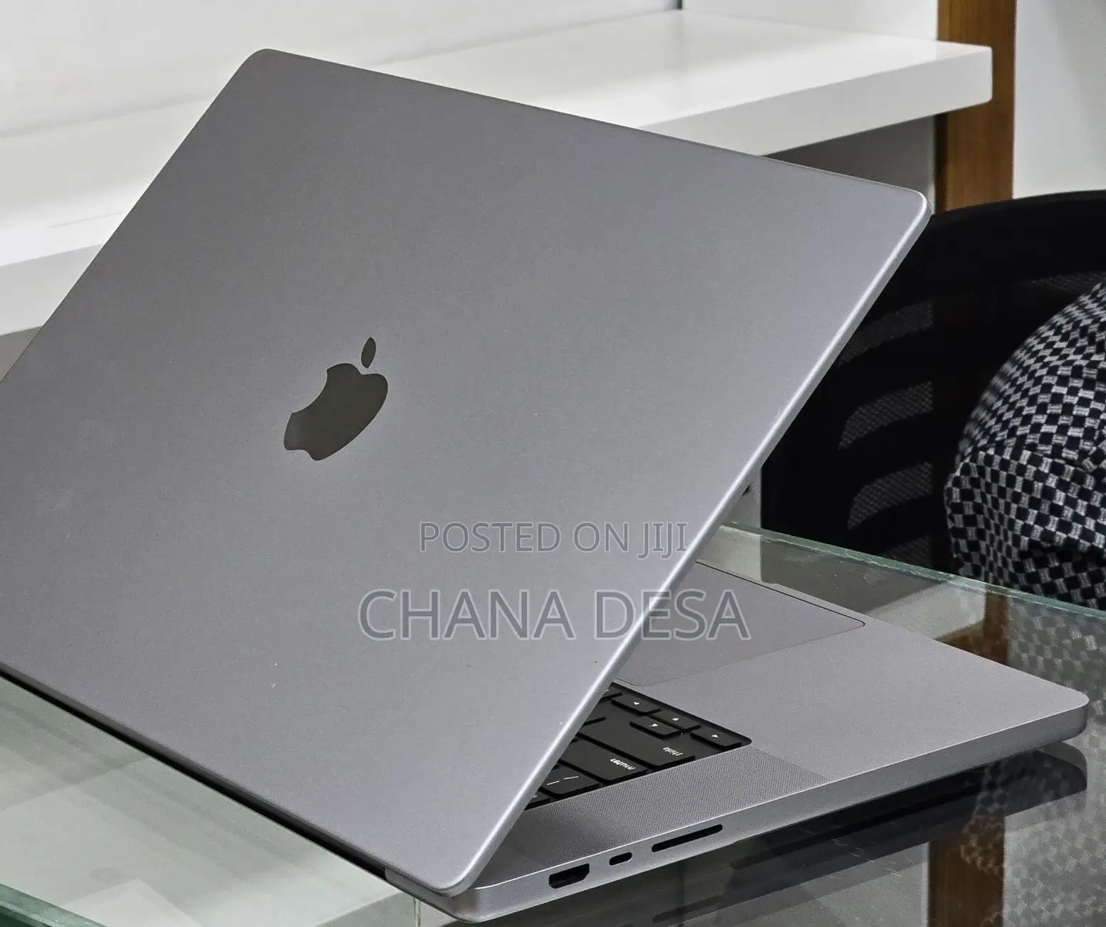 New Laptop Apple MacBook Pro 2021 M1 Max 32GB Apple M1 Pro SSD 512GB