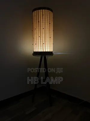 Hb Modern Handmade Tripod Lamp