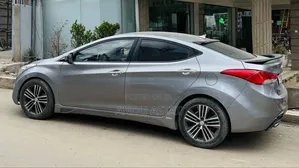 Hyundai Avante 2012 Gray