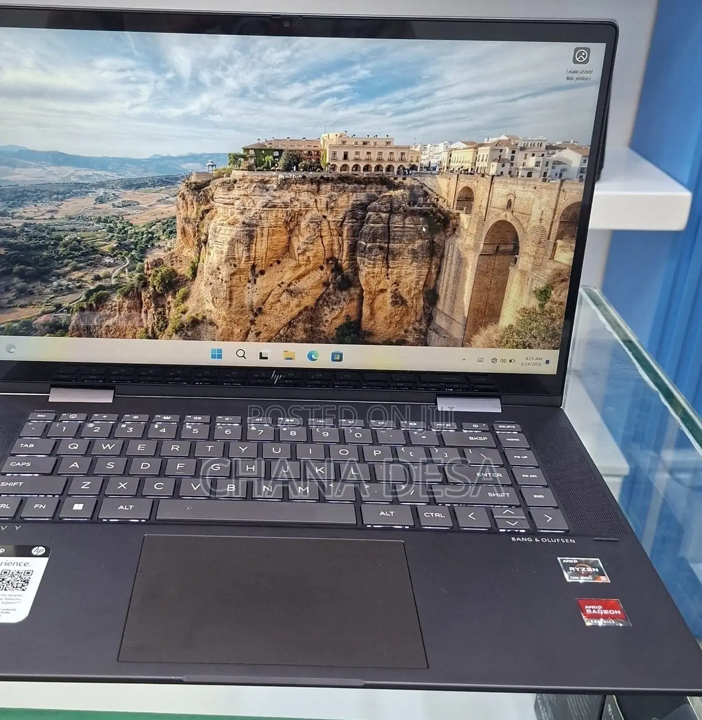 New Laptop HP Envy X360 8GB AMD Ryzen 5 SSD 256GB