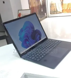 New Laptop Microsoft Surface Laptop 4 16GB Intel Core i7 SSD 512GB