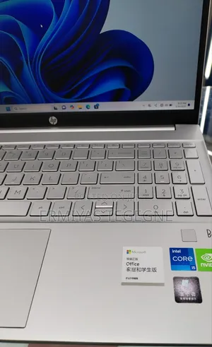 New Laptop Apple MacBook Pro 2021 M1 32GB Intel SSD 1T