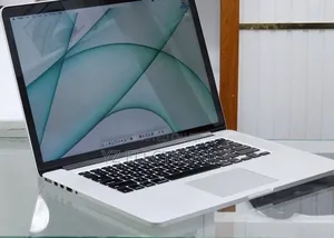 New Laptop Apple MacBook Pro 2015 16GB Intel Core i7 SSD 512GB