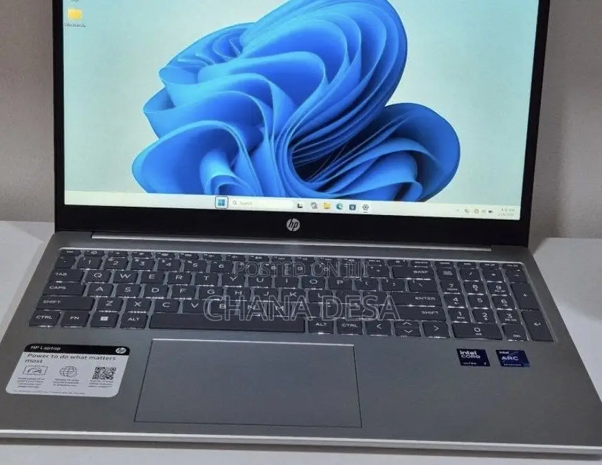 New Laptop HP 16GB Intel Core Ultra 7 SSD 1T