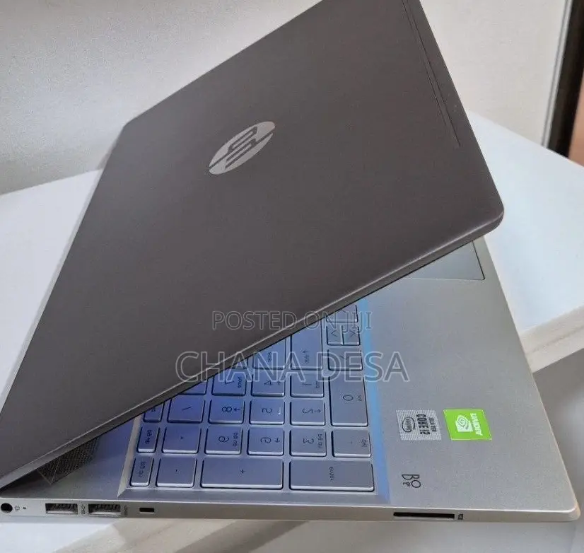 New Laptop HP Pavilion 15 8GB Intel Core i5 SSD 512GB