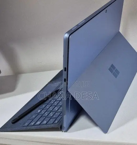 New Microsoft Surface Pro 11th Edition, a Copilot+ PC 16GB SSD 512GB