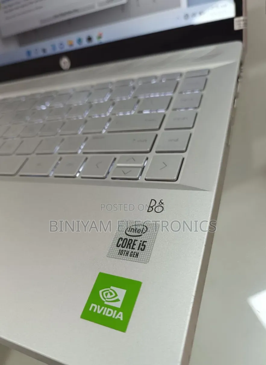 New Laptop HP Pavilion 15 8GB Intel Core i5 SSD 512GB