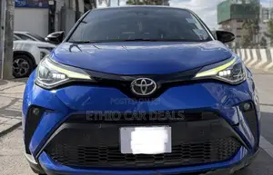 Toyota C-HR 2021 Blue