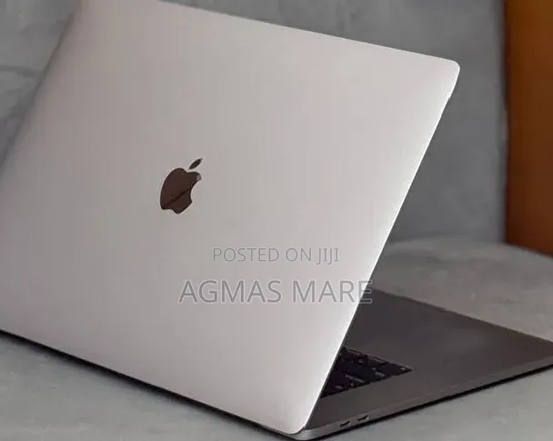 New Laptop Apple MacBook Pro 2019 32GB Intel Core i9 SSD 512GB