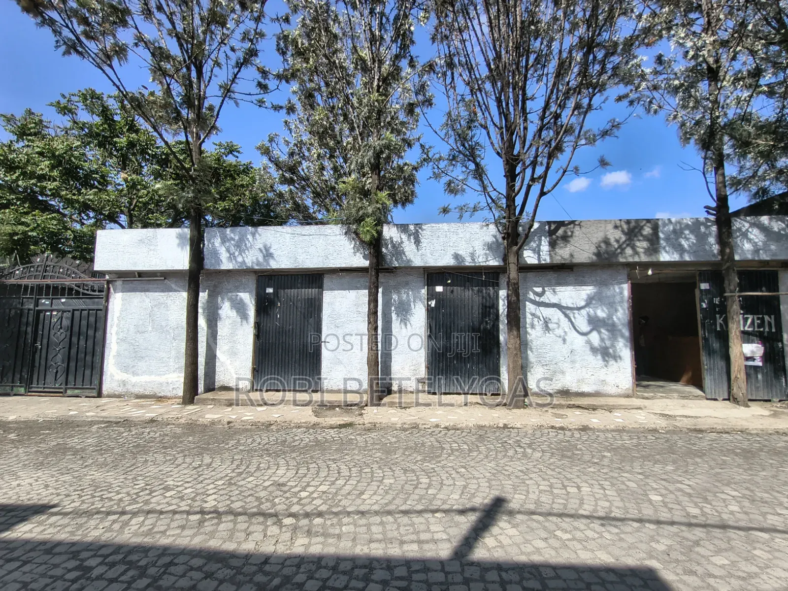 6bdrm House in Work Build, East Shewa for sale