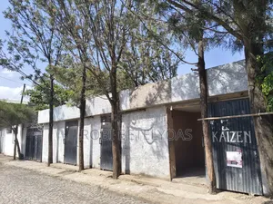 6bdrm House in Work Build, East Shewa for sale