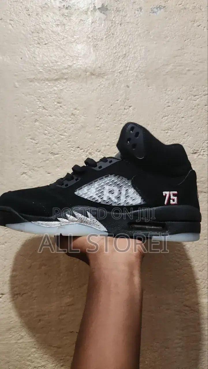 Air Jordan 5 Metalic