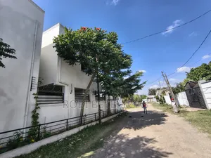Furnished 6bdrm Apartment in G+1, East Shewa for sale