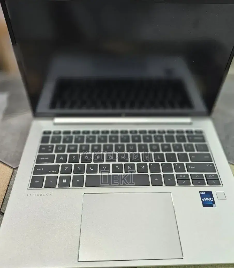 New Laptop HP EliteBook 840 G10 16GB Intel Core i5 SSD 512GB