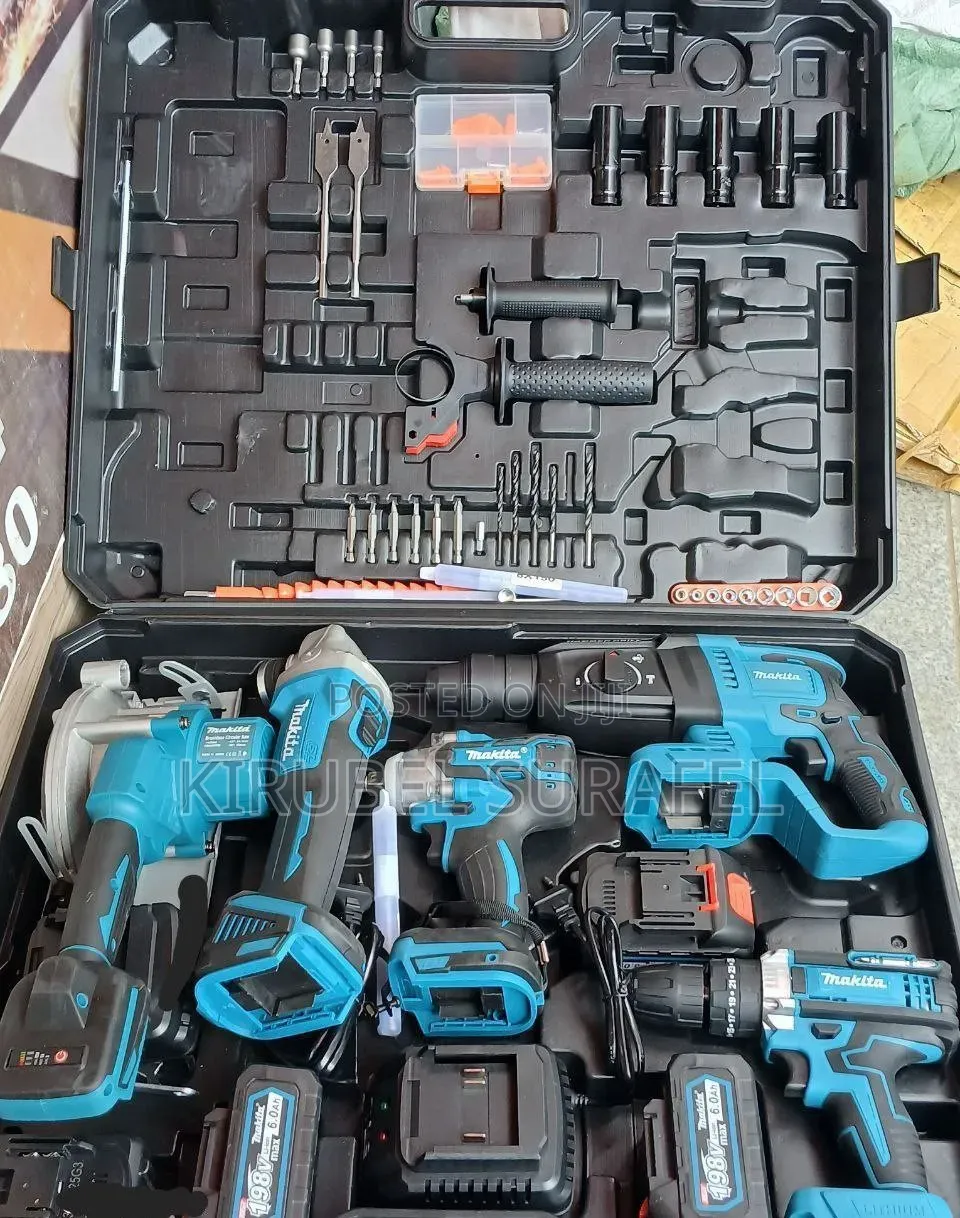 Makita 5 in 1 Toolset