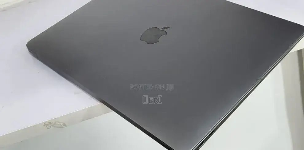 New Laptop Apple MacBook Air 2020 M1 8GB Apple M1 SSD 256GB