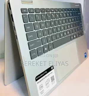 New Laptop HP OmniBook 5 14" 16GB Intel Core 7 SSD 512GB
