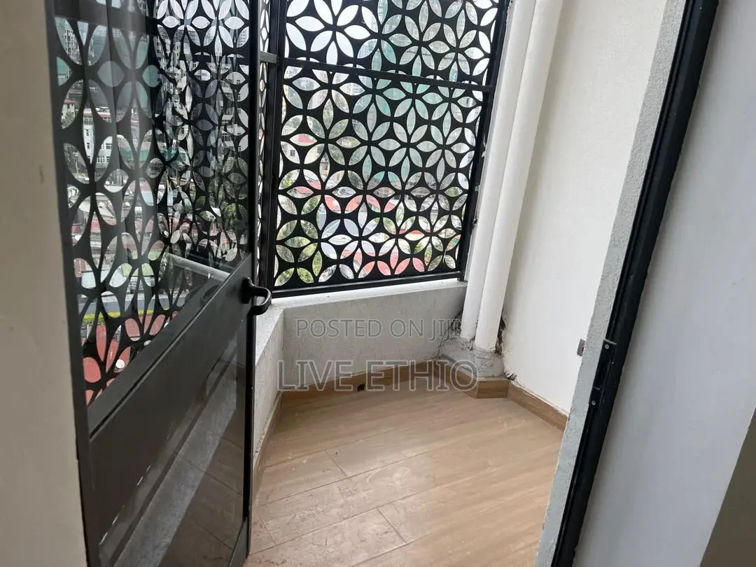 2bdrm Apartment in Kirkos for rent
