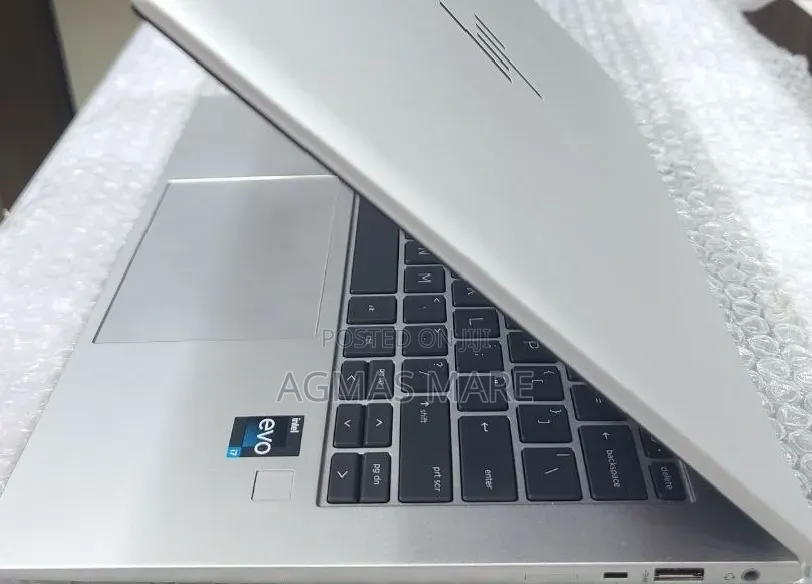 New Laptop HP EliteBook 840 G9 16GB Intel Core i7 SSD 512GB