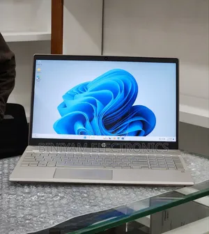 New Laptop HP Pavilion 15 8GB Intel Core i5 SSD 512GB