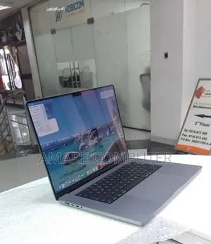 New Laptop Apple MacBook Pro 2021 M1 Max 64GB Apple M1 Max SSD 1T