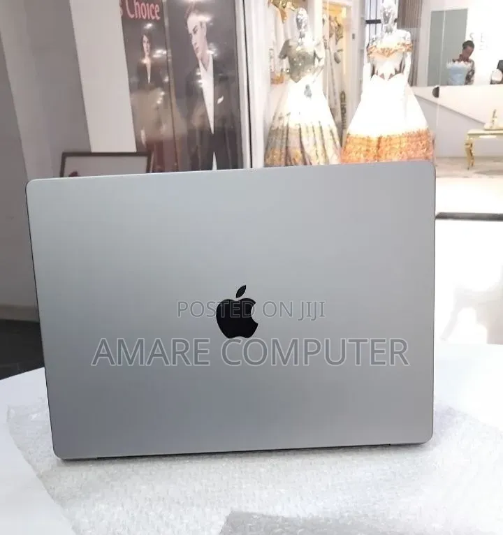 New Laptop Apple MacBook Pro 2021 M1 Max 64GB Apple M1 Max SSD 1T