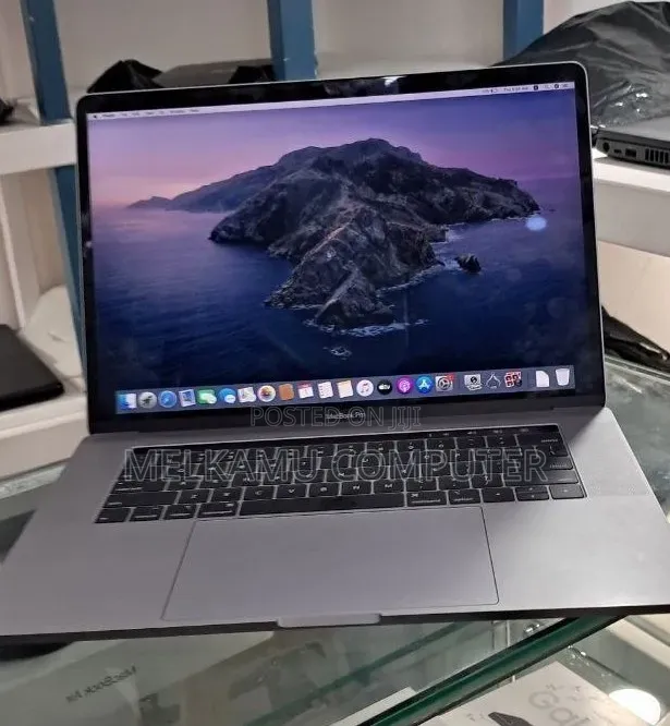 New Laptop Apple MacBook Pro 2019 32GB Intel Core i9 SSD 1T