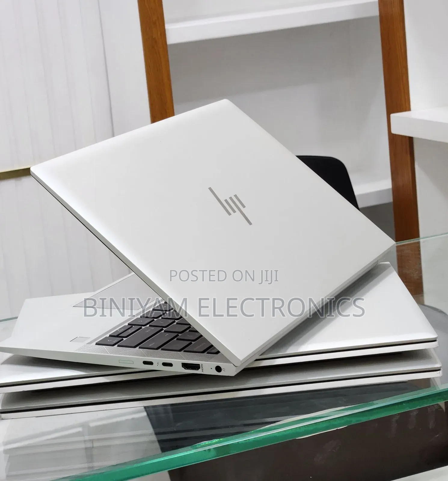 New Laptop HP EliteBook 830 G8 16GB Intel Core i7 SSD 512GB