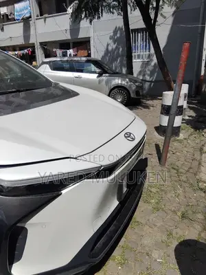 Toyota bZ4X 2022 White