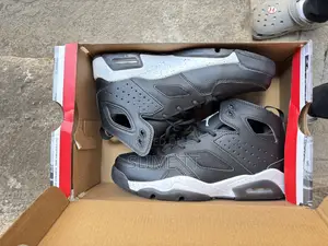 Jordan Flight Club Black and White