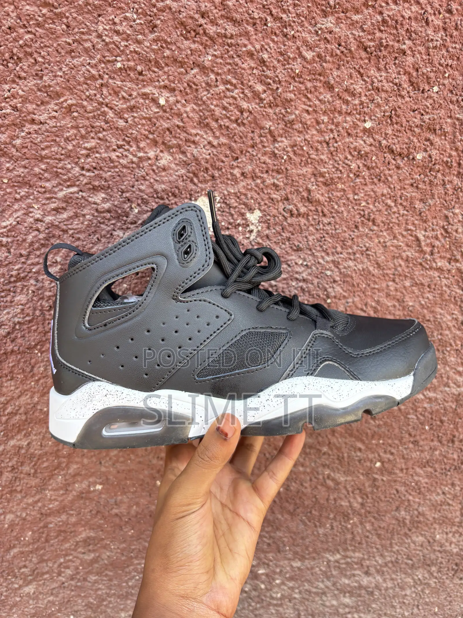 Jordan Flight Club Black and White