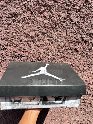 Jordan Flight Club Black and White