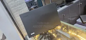 New Laptop Lenovo Yoga 730 8GB Intel Core i5 SSD 256GB
