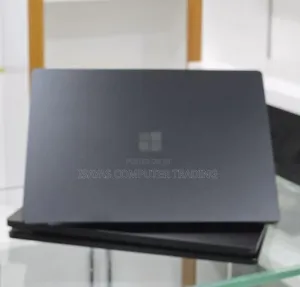 New Laptop Microsoft Surface Laptop 5 16GB Intel Core i7 SSD 512GB