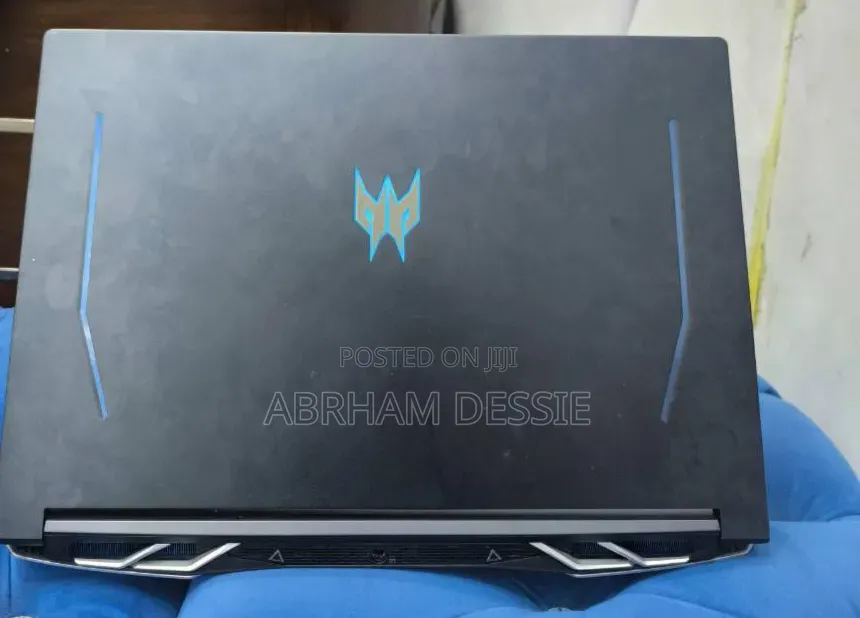 New Laptop Acer Predator Helios 300 16GB Intel Core i7 SSD 512GB