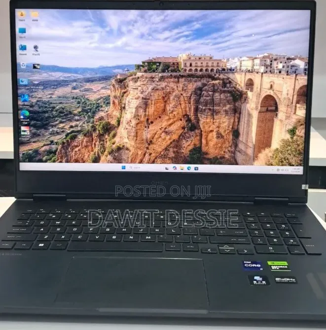 New Laptop HP Omen 16 16GB Intel Core i9 SSD 1T