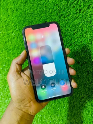 Apple iPhone 11 64 GB Black