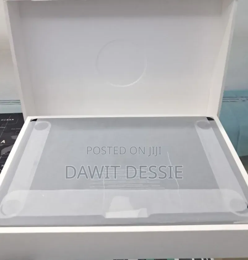 New Laptop Apple MacBook Air 2026 M5 16GB Apple M5 SSD 512GB